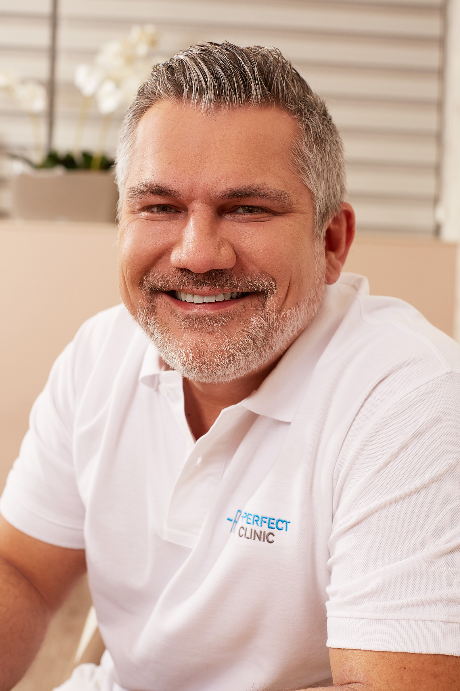 MUDr. Lukáš Frajer | Perfect Clinic