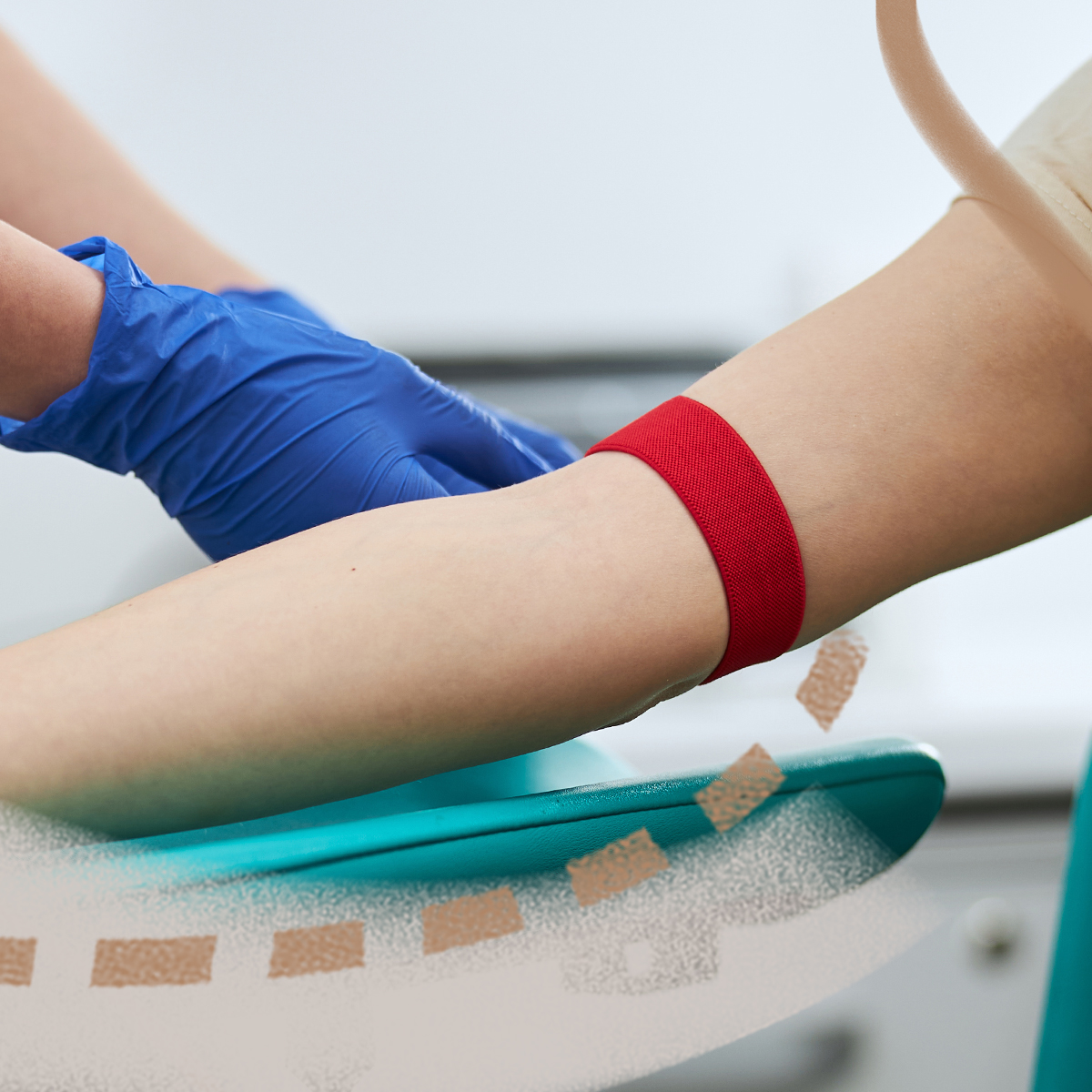 Předoperační vyšetření Bezpečný start každého vašeho zákroku v Perfect Clinic. Svěřte se do rukou odborníků z Perfect Clinic, kteří vám zajistí komplexní předoperační vyšetření.