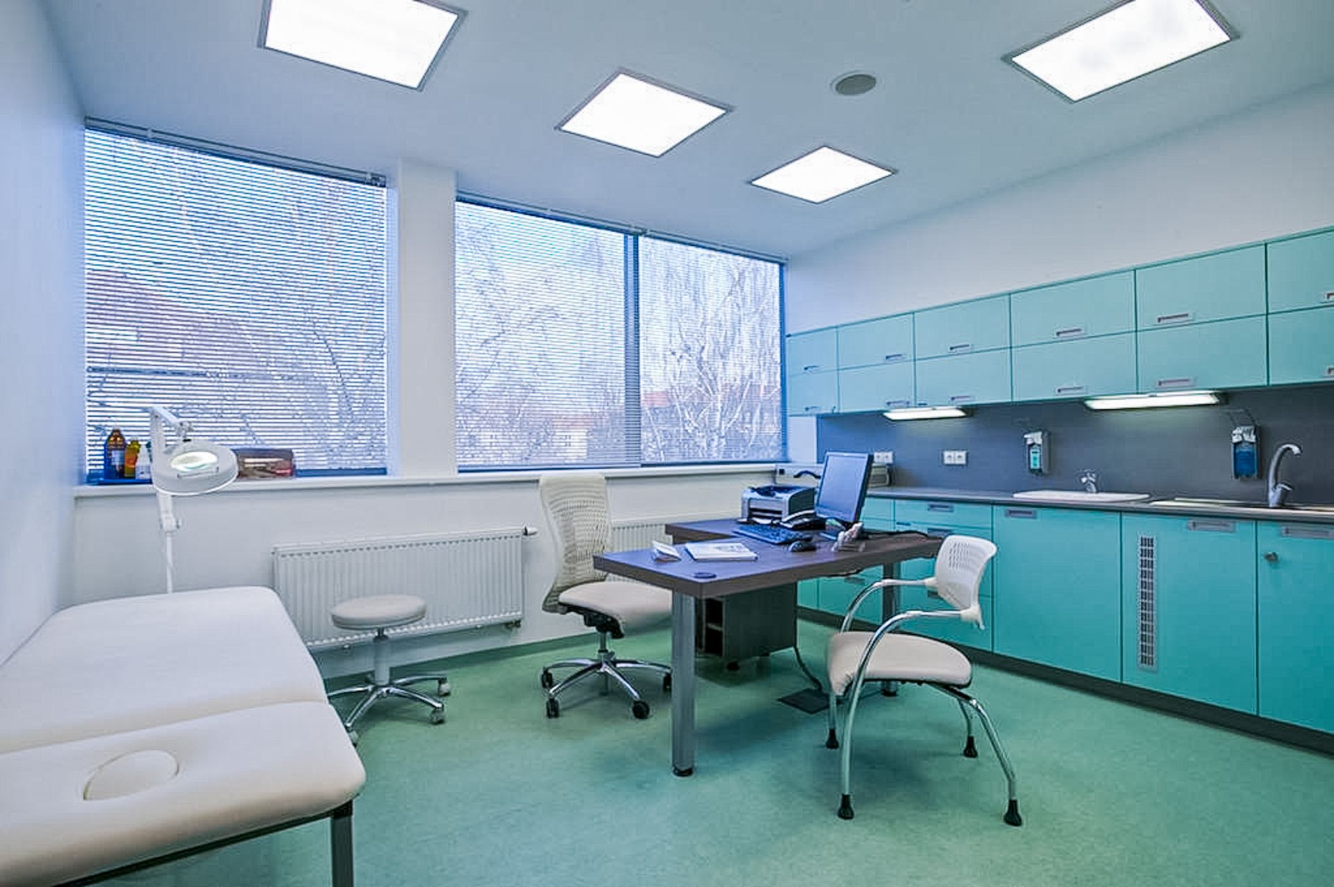Perfect Clinic Praha. Největší pobočka Perfect Clinic funguje od roku 2010. Nabízí špičkové zázemí pro všechny typy estetických zákroků, diskrétní prostředí a péči týmu uznávaných odborníků.